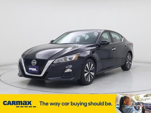 2022 Nissan Altima SV