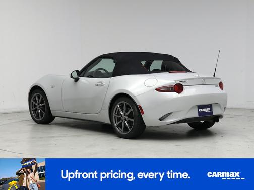 White 2016 Mazda MX-5 Miata Grand Touring