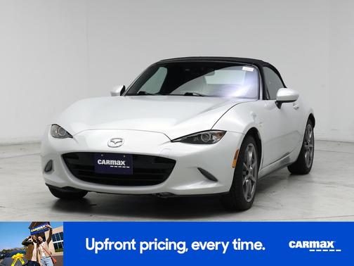 White 2016 Mazda MX-5 Miata Grand Touring