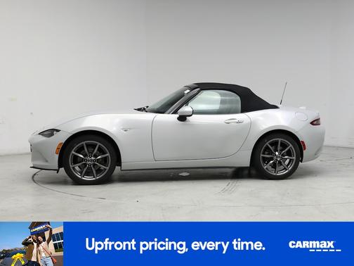 White 2016 Mazda MX-5 Miata Grand Touring