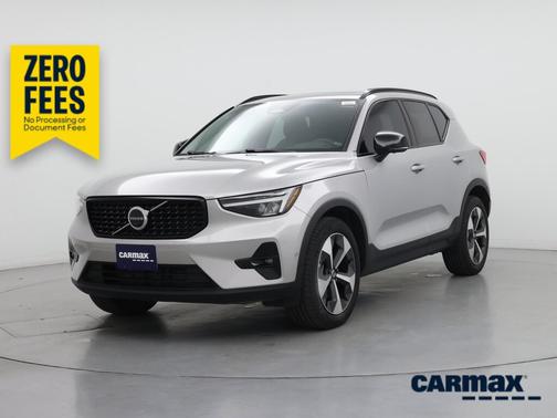 Silver 2023 Volvo XC40 B4 Ultimate Dark Theme
