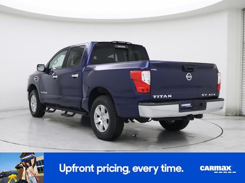 2017 Nissan Titan SV