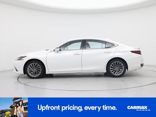 2023 Lexus ES 300h Luxury