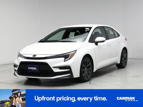 White 2024 Toyota Corolla SE
