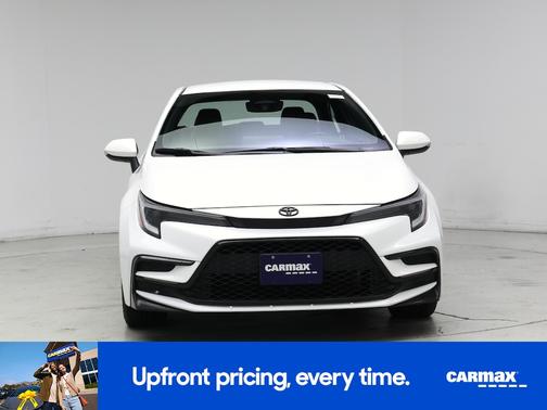 White 2024 Toyota Corolla SE