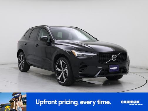 2024 Volvo XC60 Recharge Plug-In Hybrid T8 Ultimate Dark Theme