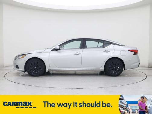 2022 Nissan Altima SV