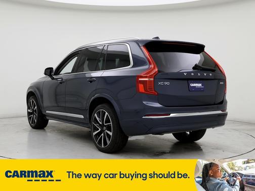 2024 Volvo XC90 B5 Plus Bright Theme