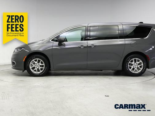 Gray 2023 Chrysler Pacifica Touring L