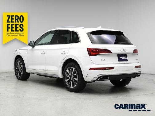 White 2023 Audi Q5 S-Line Prestige