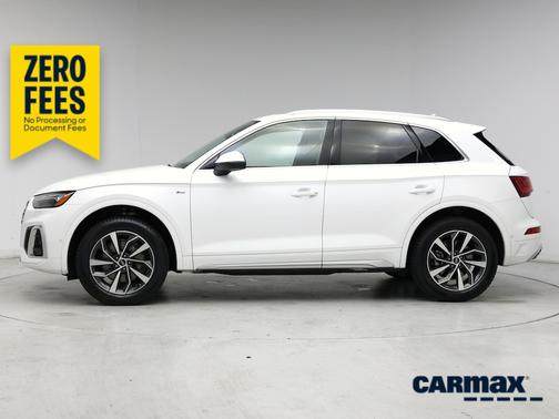 White 2023 Audi Q5 S-Line Prestige