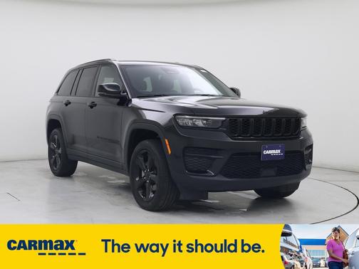 2022 Jeep Grand Cherokee Altitude