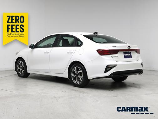 White 2021 Kia Forte LXS
