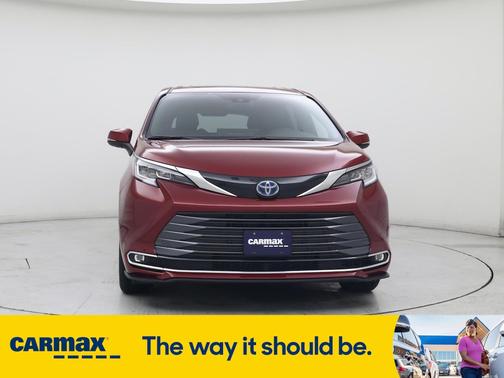 2025 Toyota Sienna Limited
