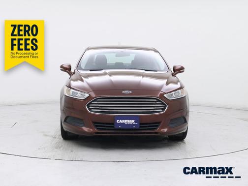 Burgundy 2016 Ford Fusion SE