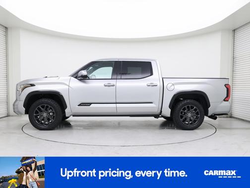 2023 Toyota Tundra Hybrid Platinum
