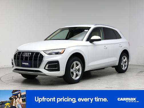 White 2021 Audi Q5 Premium