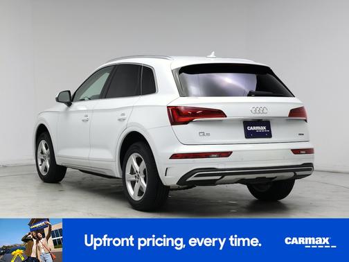 White 2021 Audi Q5 Premium