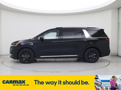 2024 Kia Carnival SX