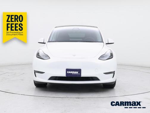White 2023 Tesla Model Y Long Range