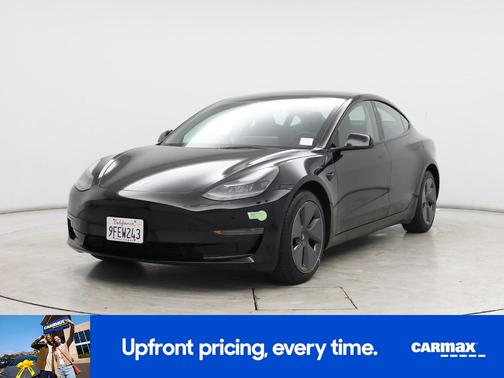 Black 2023 Tesla Model 3