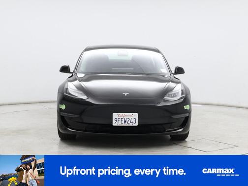 Black 2023 Tesla Model 3