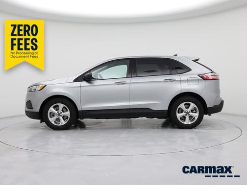 Silver 2024 Ford Edge SE