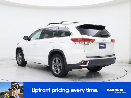 White 2017 Toyota Highlander Limited Platinum
