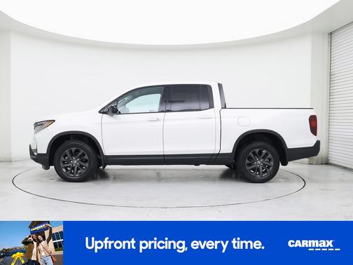 White 2024 Honda Ridgeline Sport