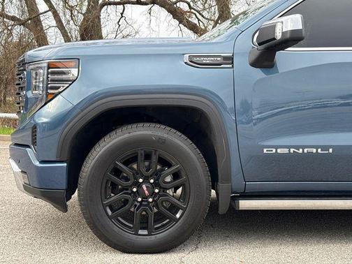 Metallic 2024 GMC Sierra 1500 Denali Ultimate