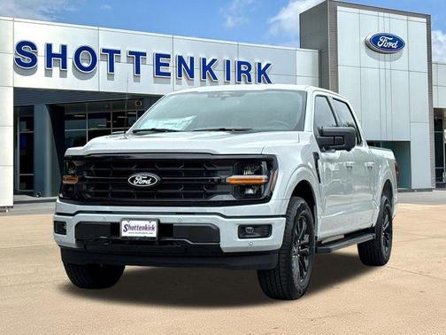 Avalanche 2026 Ford F-150 XLT