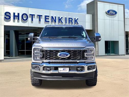 2024 Ford F-350 Lariat Super Duty