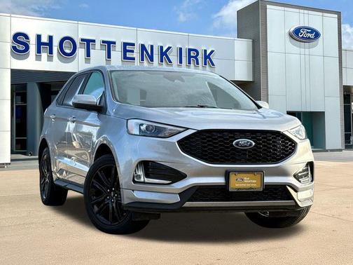 2022 Ford Edge ST Line