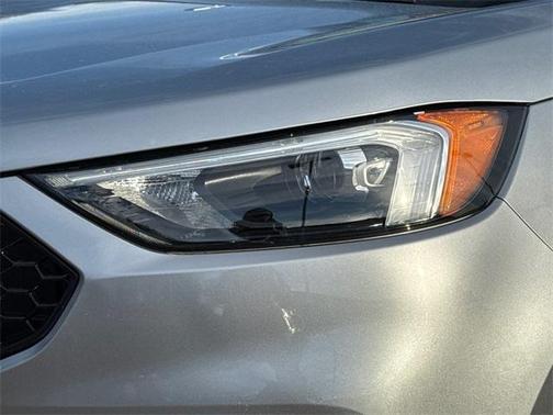 2022 Ford Edge ST Line