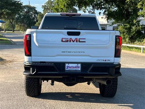 2024 GMC Sierra 2500 AT4X