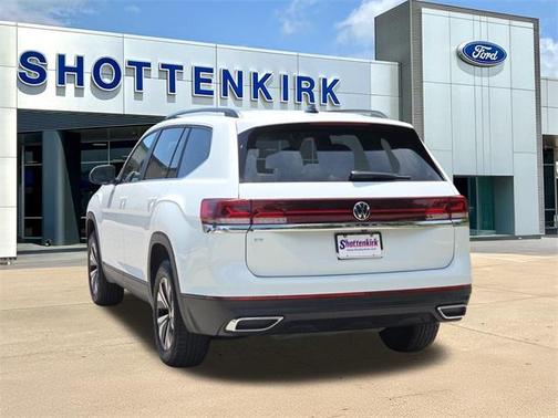2024 Volkswagen Atlas 2.0T SE