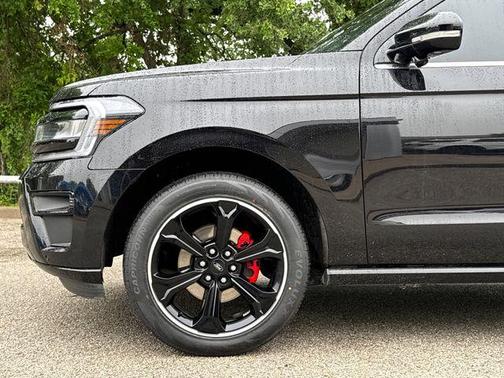 Black Metallic 2024 Ford Expedition Limited