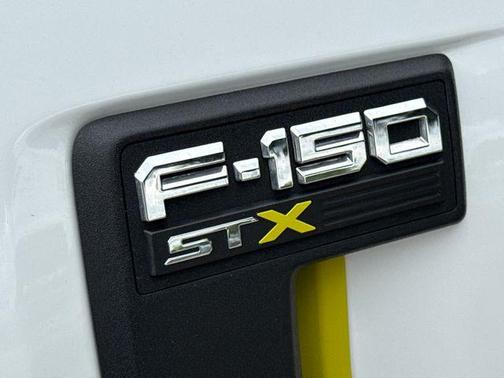 Oxford White 2024 Ford F-150 STX