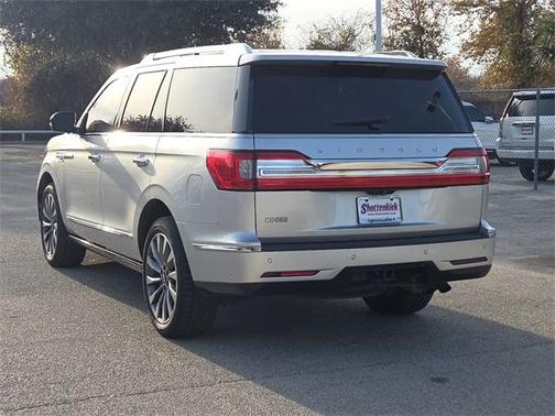 2019 Lincoln Navigator Select