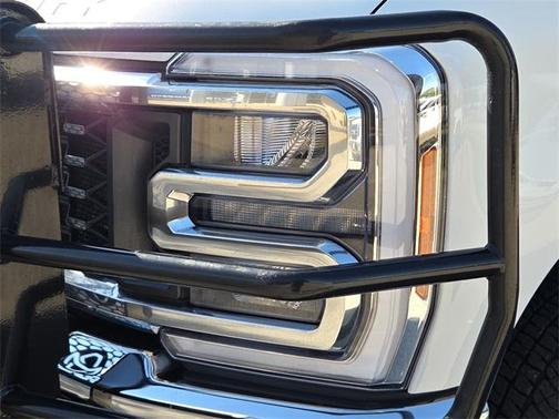 2023 Ford F-350 Lariat Super Duty