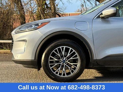 2022 Ford Escape PHEV Titanium