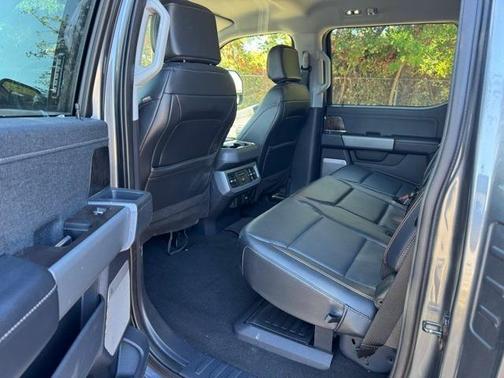2024 Ford F-450 Lariat