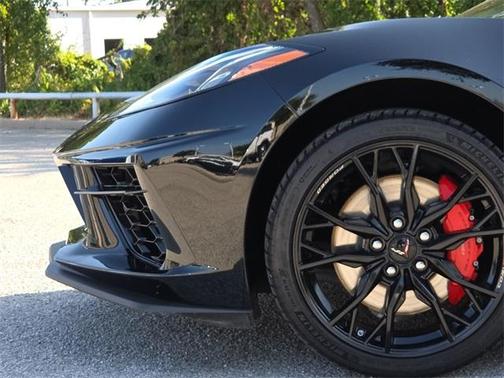 2025 Chevrolet Corvette Stingray w/2LT