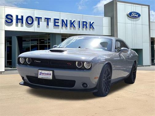 2022 Dodge Challenger R/T Scat Pack