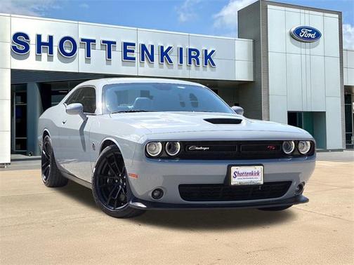 2022 Dodge Challenger R/T Scat Pack