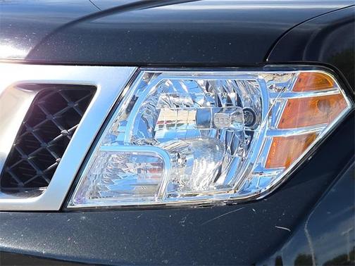 2019 Nissan Frontier Desert Runner