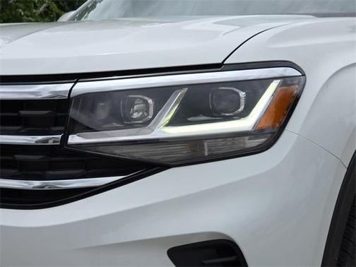 2023 Volkswagen Atlas 3.6L SE w/Technology