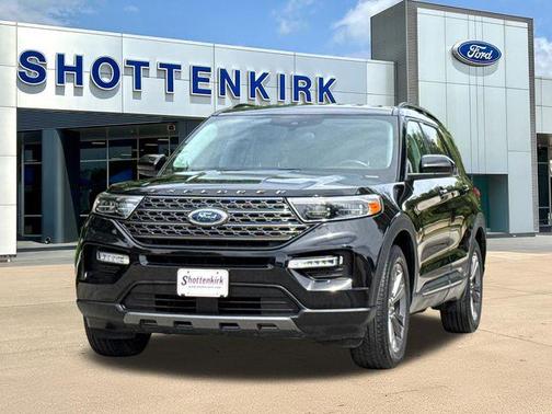 Black Metallic 2023 Ford Explorer XLT