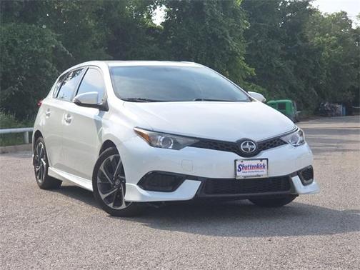 2016 Scion iM Base