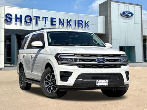 2022 Ford Expedition XLT